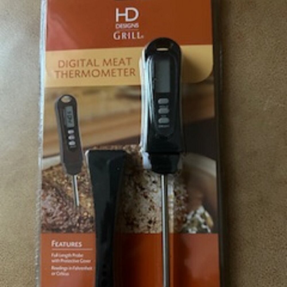 Digital Meat Thermometer with Protective Cover Readings in Fahrenheit or Celsius